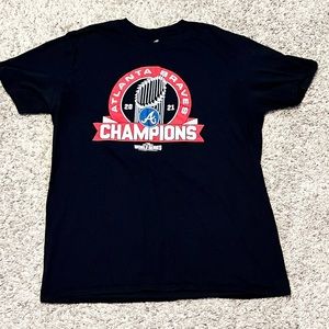 Men’s Atlanta Braves Fanatics Branded World Series Champs Signatures Shirt - L